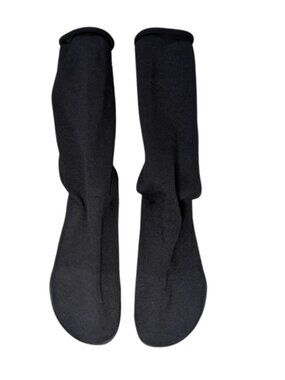 YZY Pods Black Sock Shoes Size 2 Fits US Men’s 8-11 Worn Once No Bag